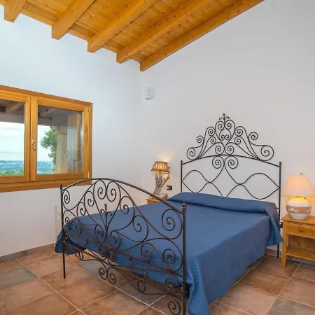 Locazione Turistica Scalia *